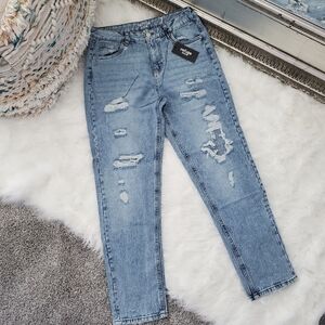 New! Refuge Denim Mom Relax High Rise Distressed Ripped Jeans. Size 7.